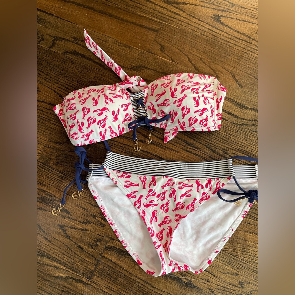 SPERRY lobster bikini set 
Both top and bottom size Medium M